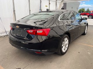 Chevrolet Malibu  2023 à St-Jérôme, Québec - 8 - w320h240px