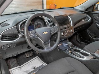 Chevrolet Malibu  2023 à St-Jérôme, Québec - 2 - w320h240px
