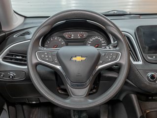 Chevrolet Malibu  2023 à St-Jérôme, Québec - 12 - w320h240px