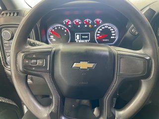 Chevrolet Silverado 1500  2022 à St-Jérôme, Québec - 14 - w320h240px