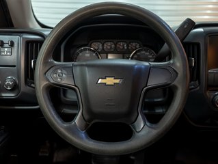 Chevrolet Silverado 1500  2017 à St-Jérôme, Québec - 12 - w320h240px