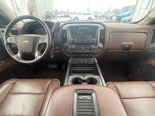 Chevrolet Silverado 1500  2017 à St-Jérôme, Québec - 10 - w320h240px