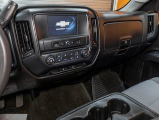 2017 Chevrolet Silverado 1500 in St-Jérôme, Quebec - 17 - w320h240px