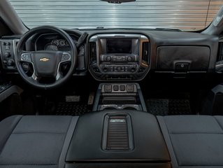 Chevrolet Silverado 1500  2018 à St-Jérôme, Québec - 11 - w320h240px
