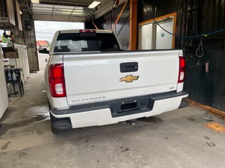 Chevrolet Silverado 1500  2018 à St-Jérôme, Québec - 6 - w320h240px