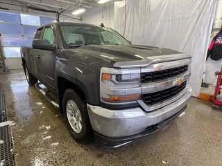 2019 Chevrolet Silverado 1500 in St-Jérôme, Quebec - 9 - w320h240px