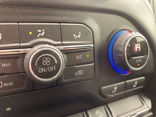 Chevrolet Silverado 1500  2019 à St-Jérôme, Québec - 17 - w320h240px