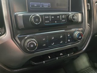 Chevrolet Silverado 1500  2019 à St-Jérôme, Québec - 13 - w320h240px