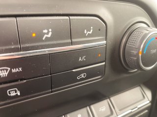 2021 Chevrolet Silverado 1500 in St-Jérôme, Quebec - 13 - w320h240px