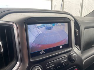 Chevrolet Silverado 1500  2021 à St-Jérôme, Québec - 12 - w320h240px