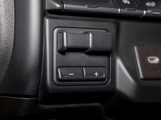 2021 Chevrolet Silverado 1500 in St-Jérôme, Quebec - 24 - w320h240px