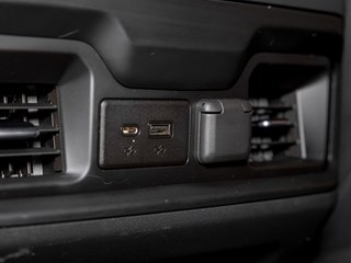 2021 Chevrolet Silverado 1500 in St-Jérôme, Quebec - 31 - w320h240px