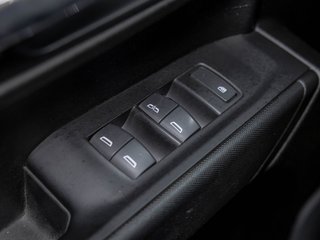 Chevrolet Silverado 1500  2021 à St-Jérôme, Québec - 21 - w320h240px