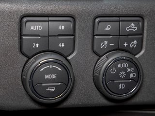 Chevrolet Silverado 1500  2023 à St-Jérôme, Québec - 27 - w320h240px