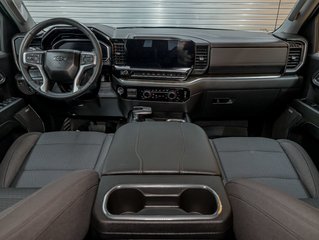 Chevrolet Silverado 1500  2023 à St-Jérôme, Québec - 11 - w320h240px