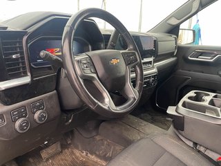 2023 Chevrolet Silverado 1500 in St-Jérôme, Quebec - 4 - w320h240px