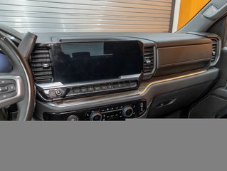 2023 Chevrolet Silverado 1500 in St-Jérôme, Quebec - 20 - w320h240px