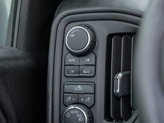 Chevrolet Silverado 1500  2023 à St-Jérôme, Québec - 22 - w320h240px