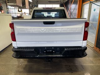 Chevrolet Silverado 1500  2023 à St-Jérôme, Québec - 6 - w320h240px
