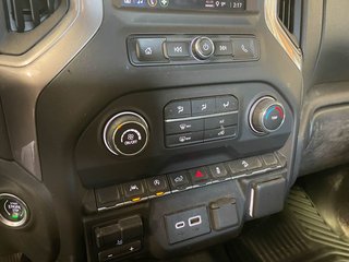 Chevrolet Silverado 1500  2024 à St-Jérôme, Québec - 13 - w320h240px