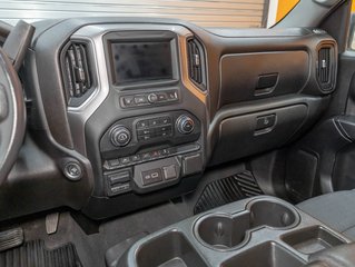Chevrolet Silverado 1500  2024 à St-Jérôme, Québec - 17 - w320h240px
