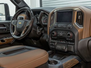 Chevrolet Silverado 2500HD  2021 à St-Jérôme, Québec - 35 - w320h240px