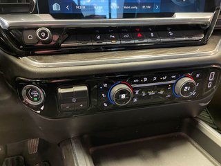 2024 Chevrolet Silverado 2500HD in St-Jérôme, Quebec - 13 - w320h240px