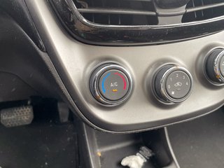 2019 Chevrolet Spark in St-Jérôme, Quebec - 13 - w320h240px