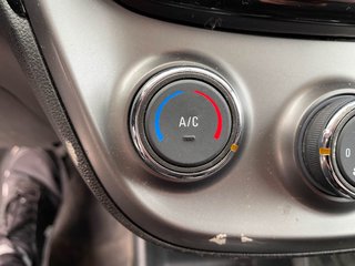 2019 Chevrolet Spark in St-Jérôme, Quebec - 13 - w320h240px