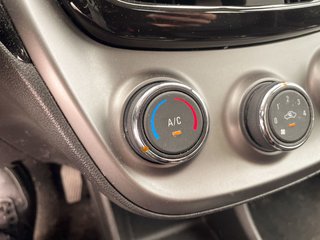 Chevrolet Spark  2021 à St-Jérôme, Québec - 13 - w320h240px