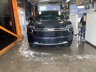 Chevrolet Suburban  2023 à St-Jérôme, Québec - 5 - w320h240px