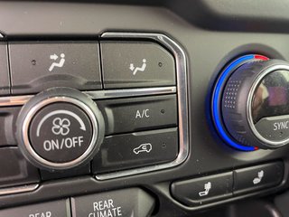 2021 Chevrolet Tahoe in St-Jérôme, Quebec - 16 - w320h240px