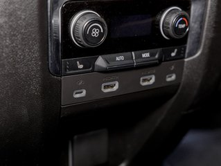 Chevrolet Tahoe  2023 à St-Jérôme, Québec - 32 - w320h240px
