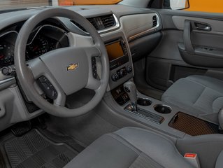 Chevrolet Traverse  2017 à St-Jérôme, Québec - 2 - w320h240px