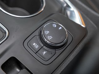 Chevrolet Traverse  2021 à St-Jérôme, Québec - 26 - w320h240px