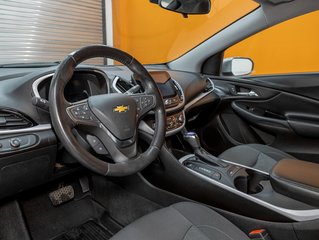 2018 Chevrolet Volt in St-Jérôme, Quebec - 2 - w320h240px
