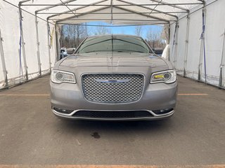 Chrysler 300  2018 à St-Jérôme, Québec - 6 - w320h240px