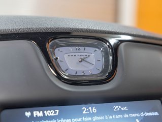 2023 Chrysler 300 in St-Jérôme, Quebec - 24 - w320h240px