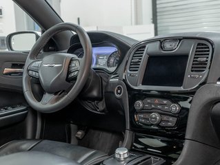 2023 Chrysler 300 in St-Jérôme, Quebec - 28 - w320h240px