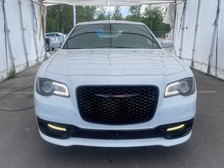 Chrysler 300  2023 à St-Jérôme, Québec - 5 - w320h240px