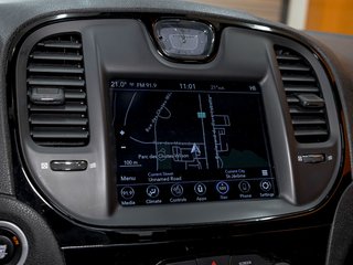 2023 Chrysler 300 in St-Jérôme, Quebec - 17 - w320h240px