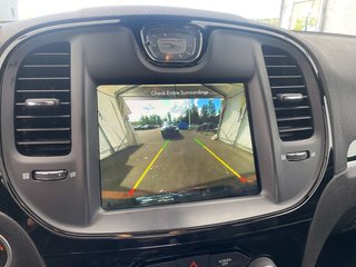 Chrysler 300  2023 à St-Jérôme, Québec - 17 - w320h240px