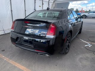 Chrysler 300  2023 à St-Jérôme, Québec - 9 - w320h240px