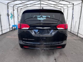 Chrysler Grand Caravan  2022 à St-Jérôme, Québec - 6 - w320h240px