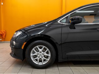 Chrysler Grand Caravan  2022 à St-Jérôme, Québec - 33 - w320h240px