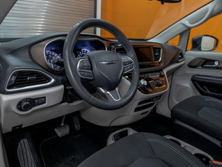 2023 Chrysler Grand Caravan in St-Jérôme, Quebec - 2 - w320h240px