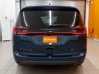 2022 Chrysler Pacifica Hybrid in St-Jérôme, Quebec - 8 - w320h240px