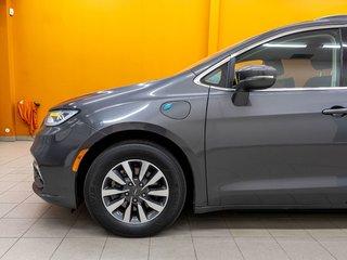 Chrysler Pacifica Hybrid  2022 à St-Jérôme, Québec - 33 - w320h240px