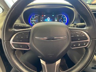 Chrysler Pacifica Hybrid  2022 à St-Jérôme, Québec - 14 - w320h240px