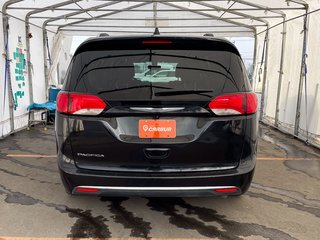 Chrysler Pacifica  2020 à St-Jérôme, Québec - 8 - w320h240px